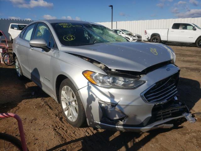 FORD FUSION SE 2019 3fa6p0lu3kr158085