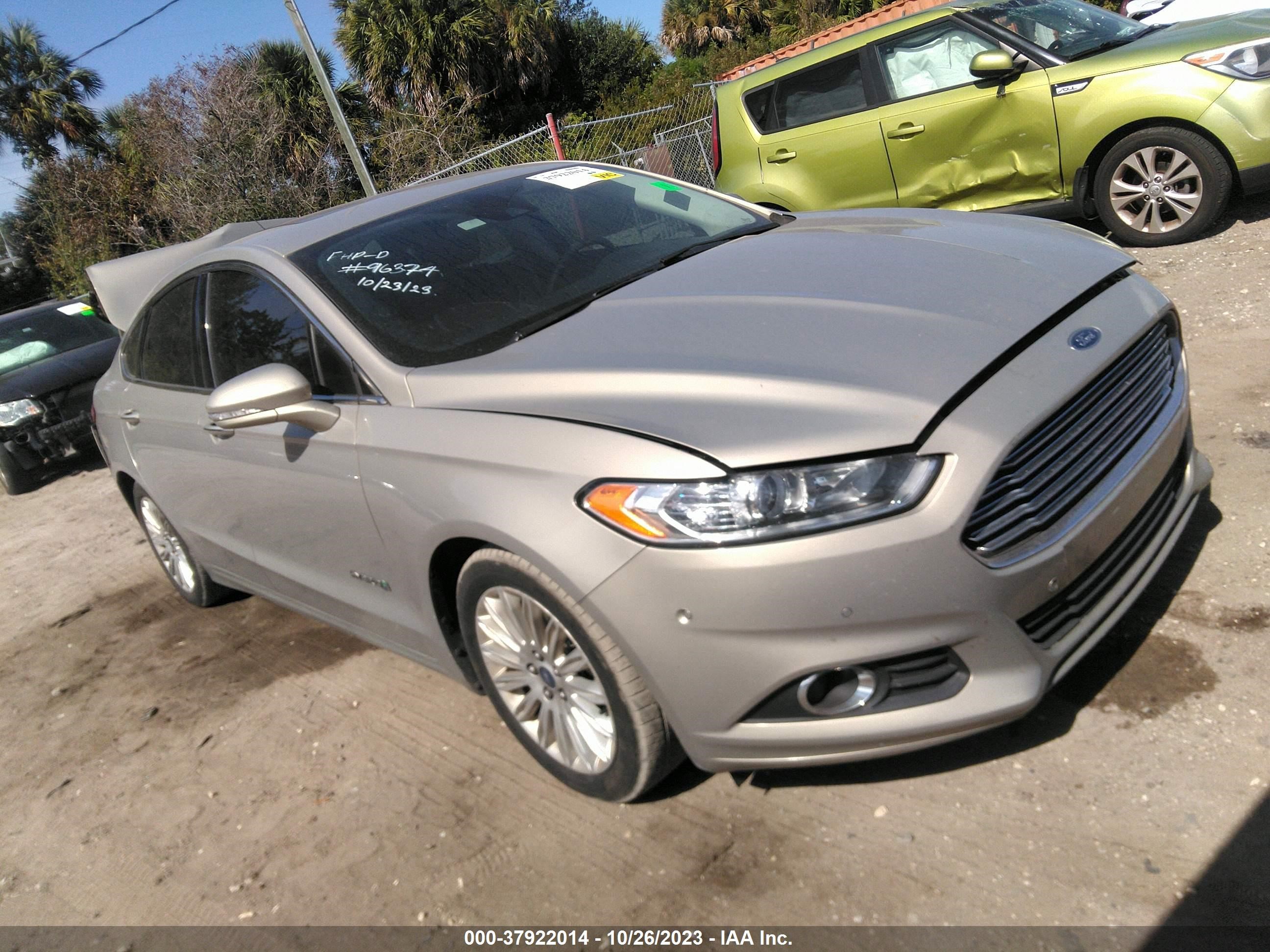 FORD FUSION 2015 3fa6p0lu4fr310798