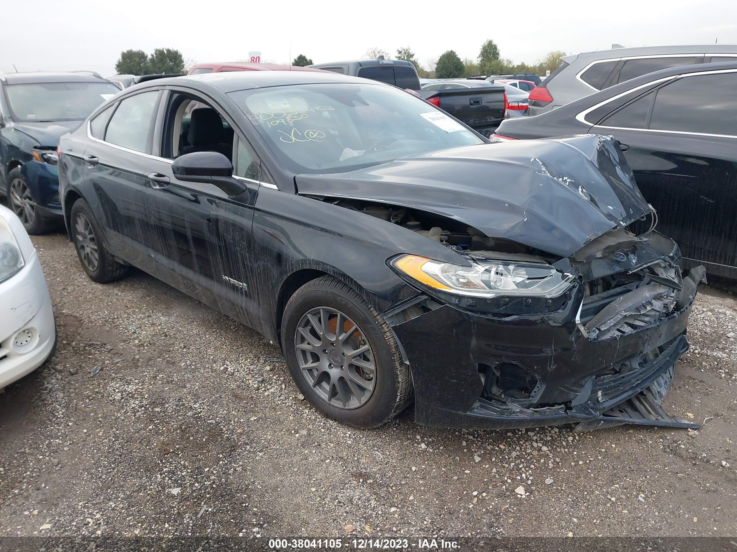 FORD FUSION 2019 3fa6p0lu6kr109530