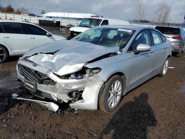 FORD FUSION SE 2019 3fa6p0lu6kr147159