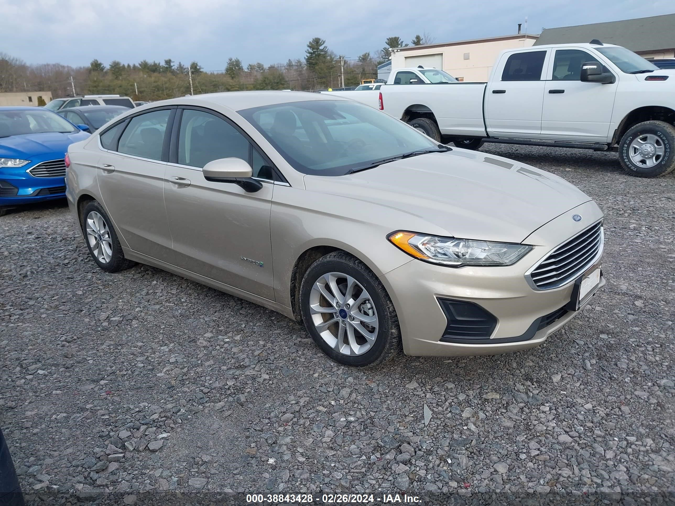 FORD FUSION 2019 3fa6p0lu6kr258715