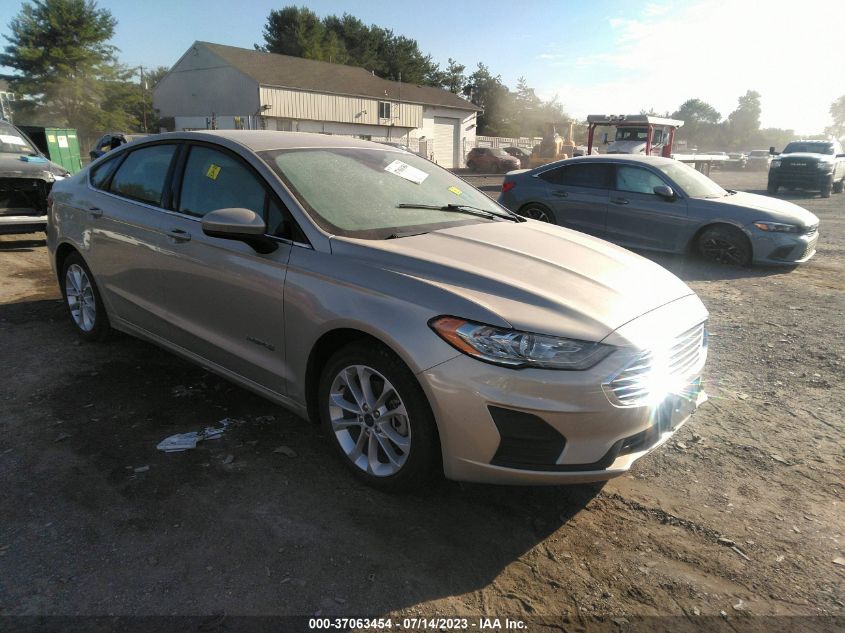 FORD FUSION 2019 3fa6p0lu7kr192644