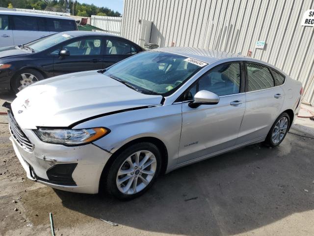 FORD FUSION SE 2019 3fa6p0lu8kr207359