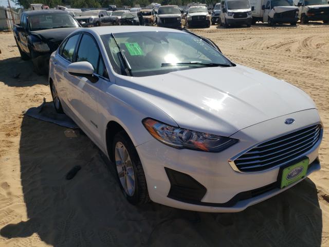 FORD FUSION SE 2019 3fa6p0lu8kr222637