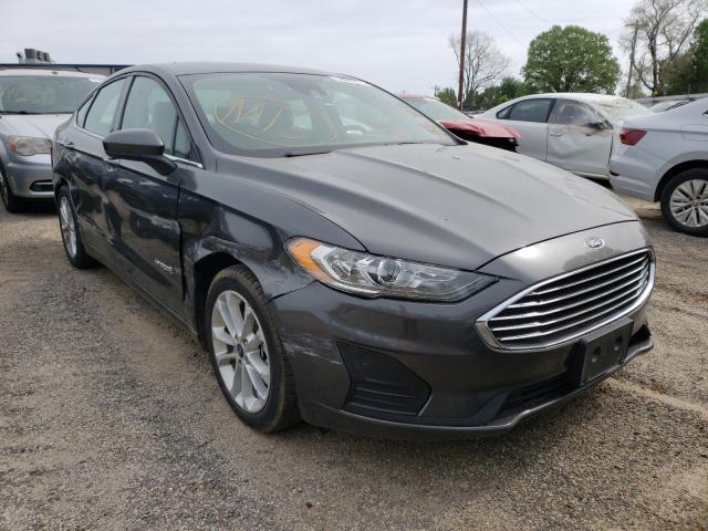 FORD FUSION SE 2019 3fa6p0lu8kr225618