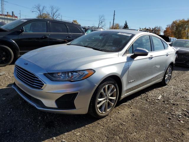 FORD FUSION SE 2019 3fa6p0lu9kr168281