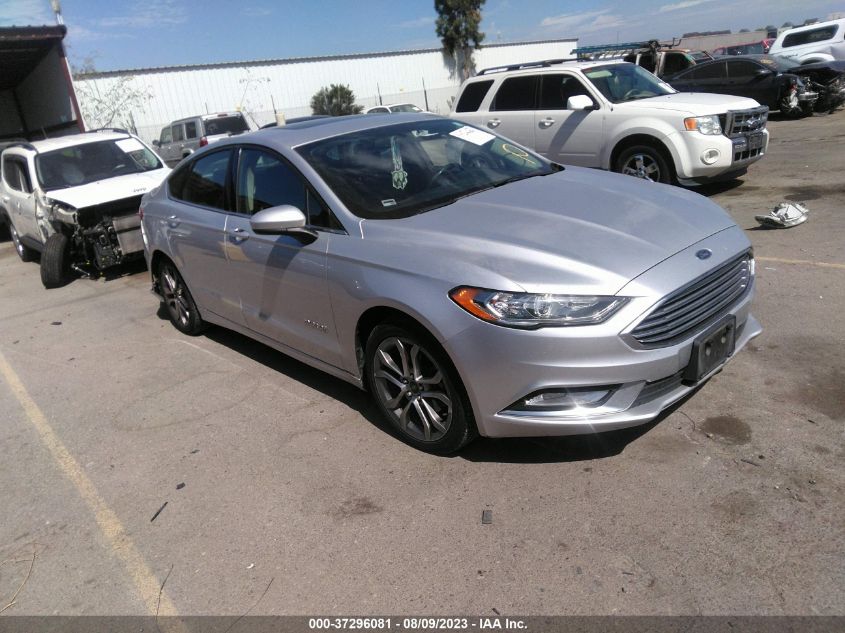 FORD FUSION 2017 3fa6p0luxhr222485