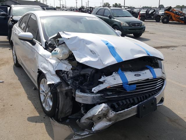 FORD FUSION SE 2019 3fa6p0luxkr117257