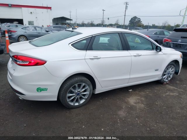 FORD FUSION ENERGI 2017 3fa6p0pu4hr329266