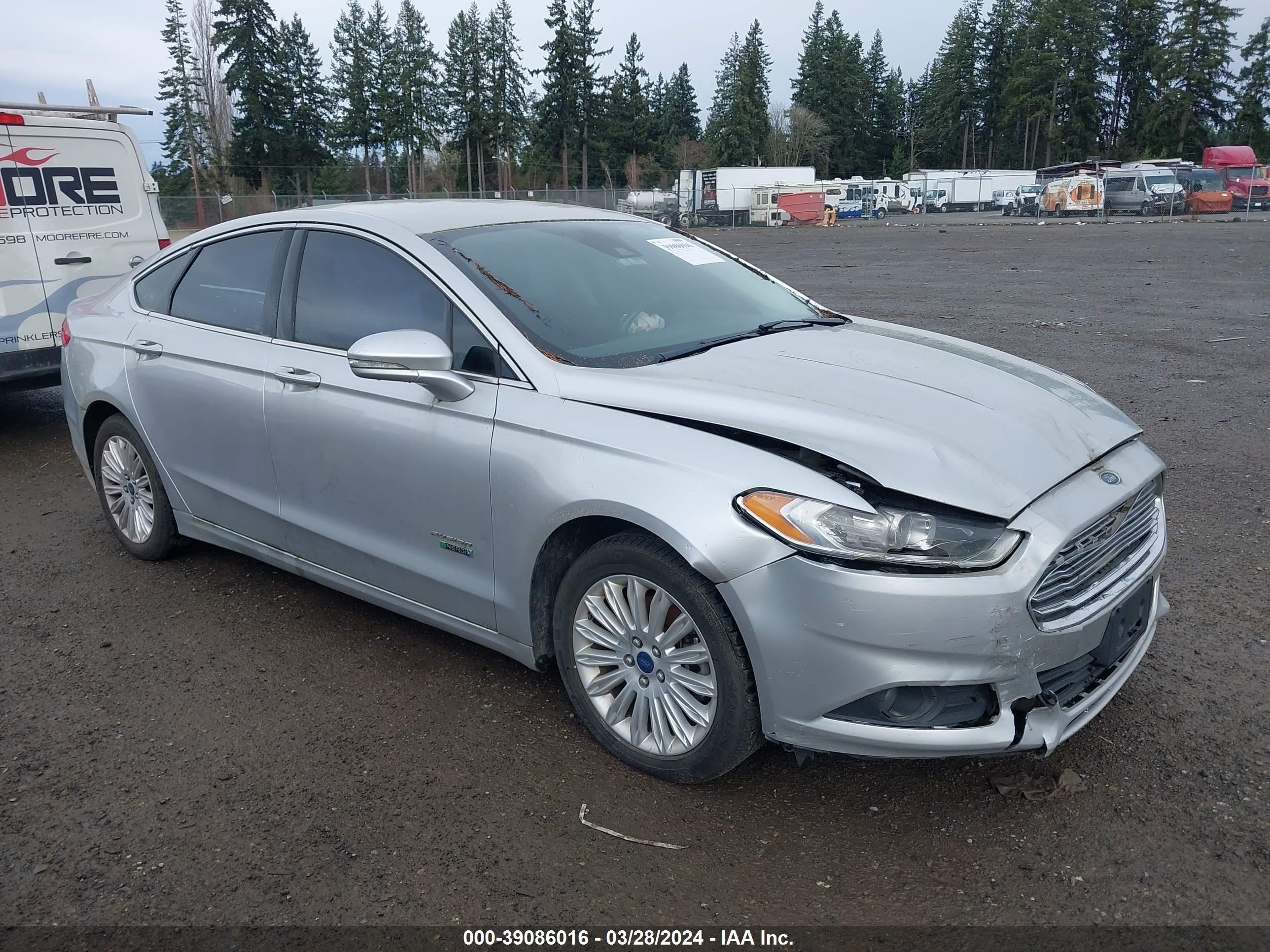 FORD FUSION 2013 3fa6p0pu6dr332440