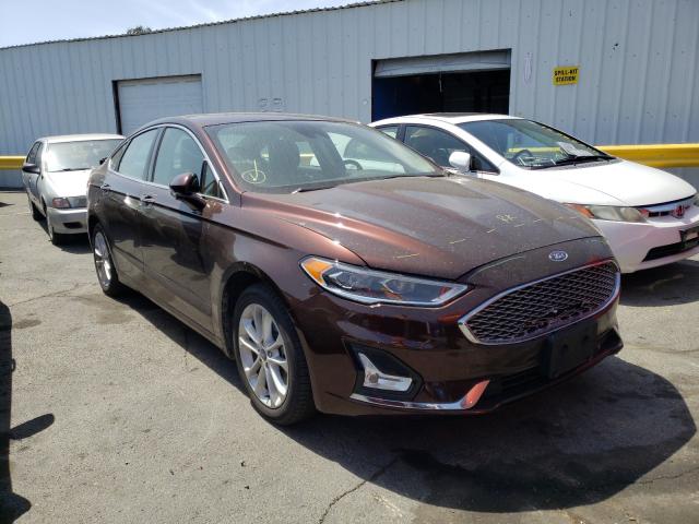 FORD FUSION TIT 2019 3fa6p0su8kr201742