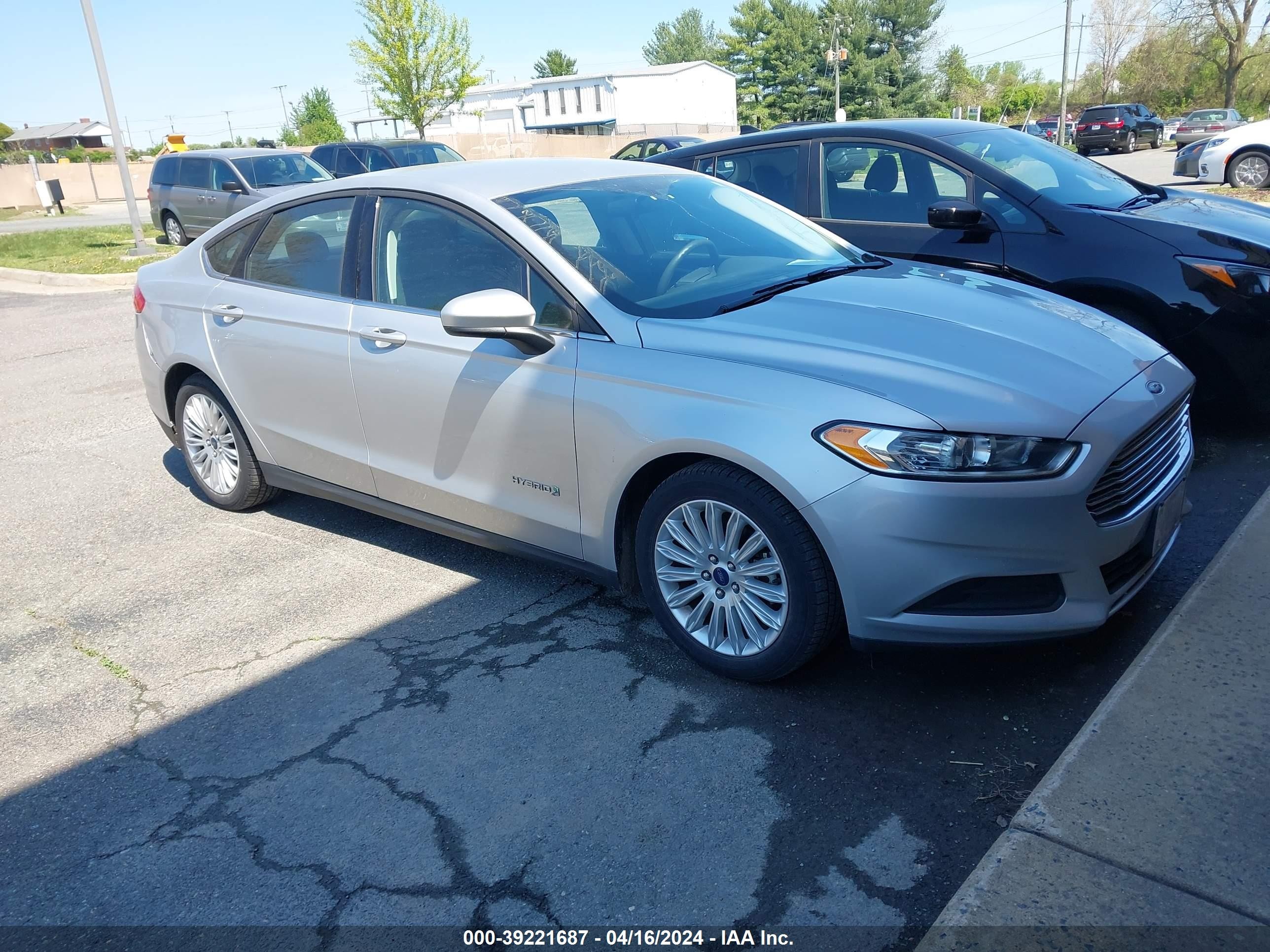 FORD FUSION 2016 3fa6p0uu0gr200914