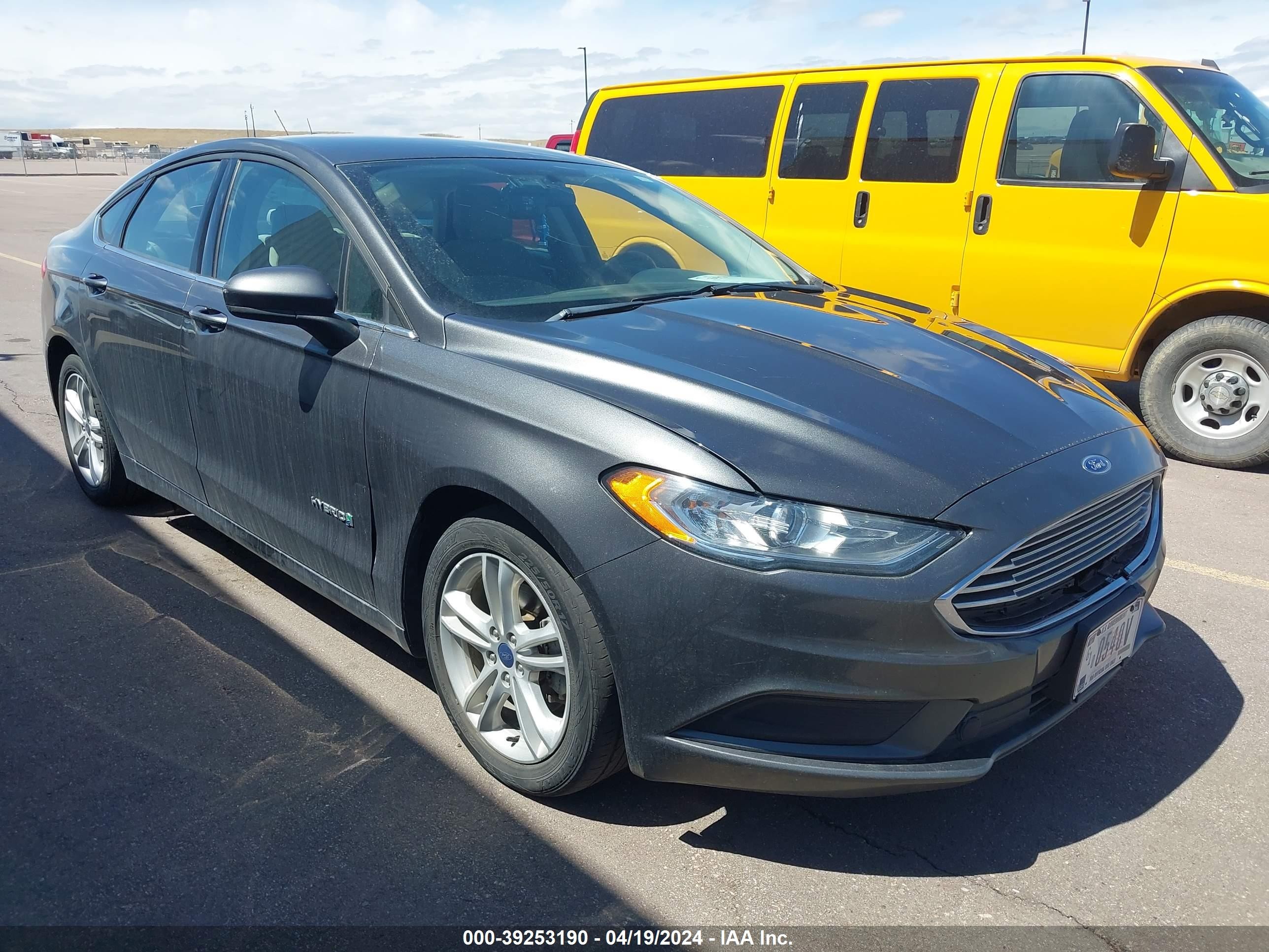 FORD FUSION 2018 3fa6p0uu2jr235753