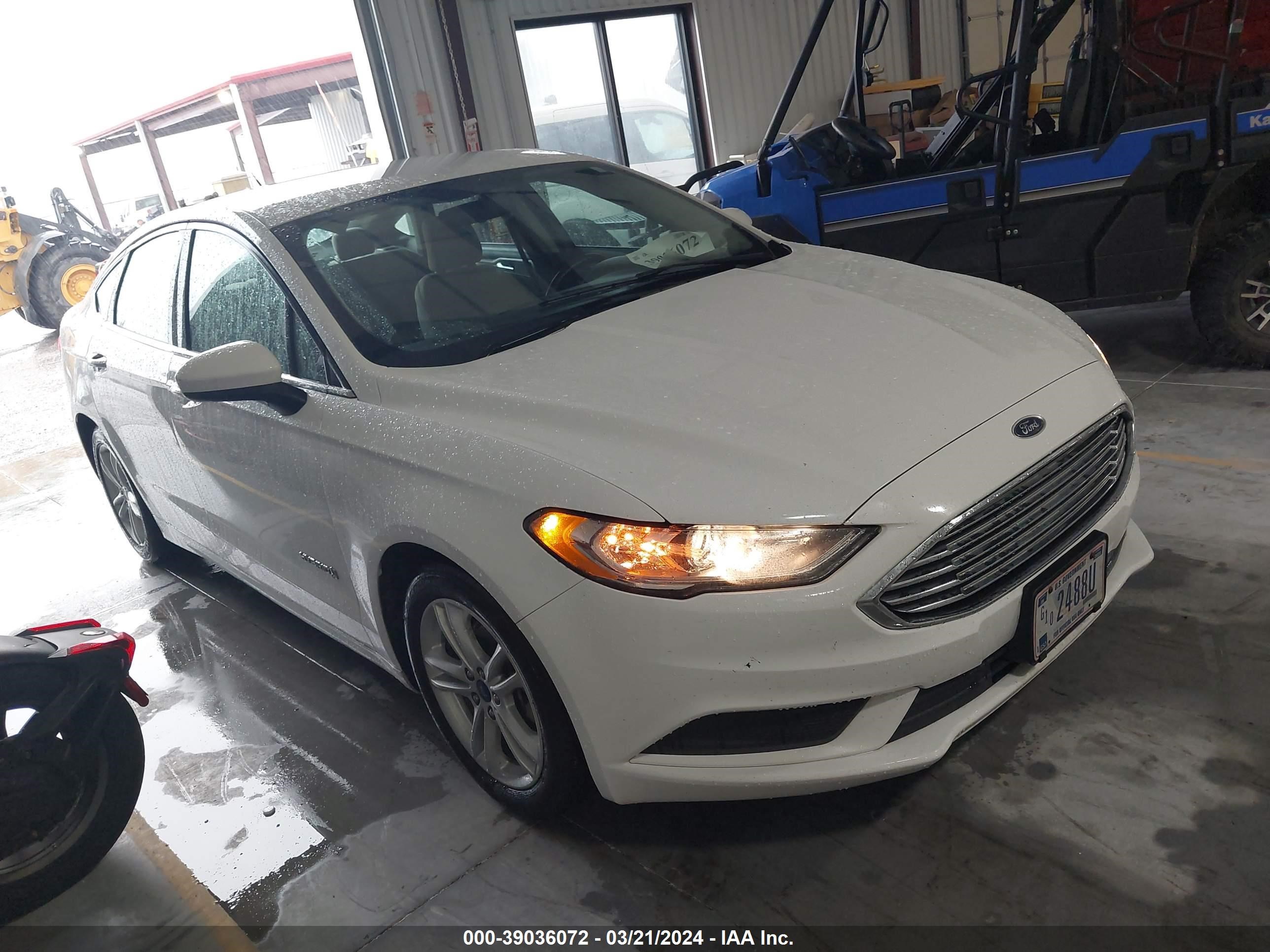 FORD FUSION 2018 3fa6p0uu7jr122476