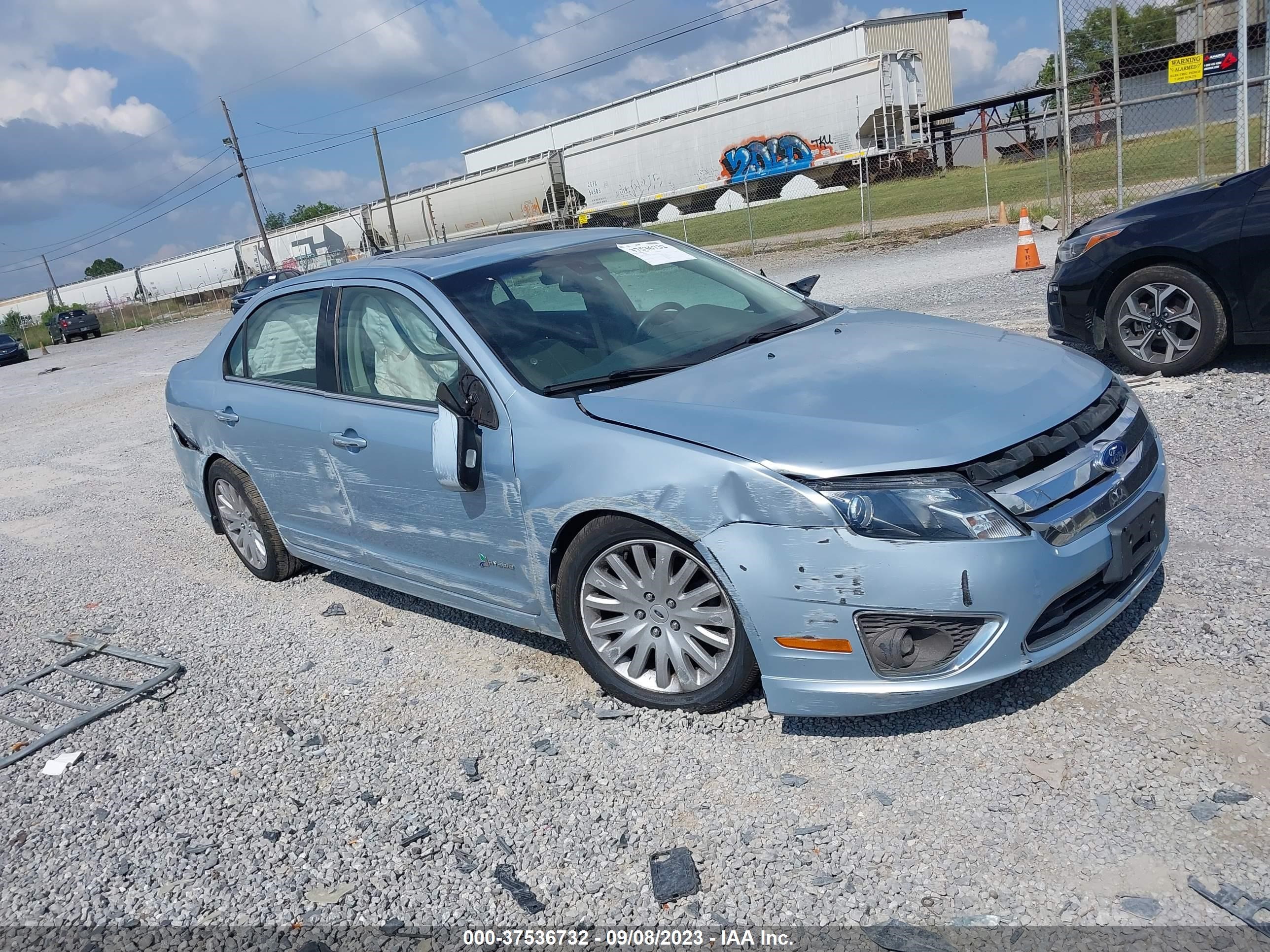 FORD FUSION 2011 3fadp0l32br300683