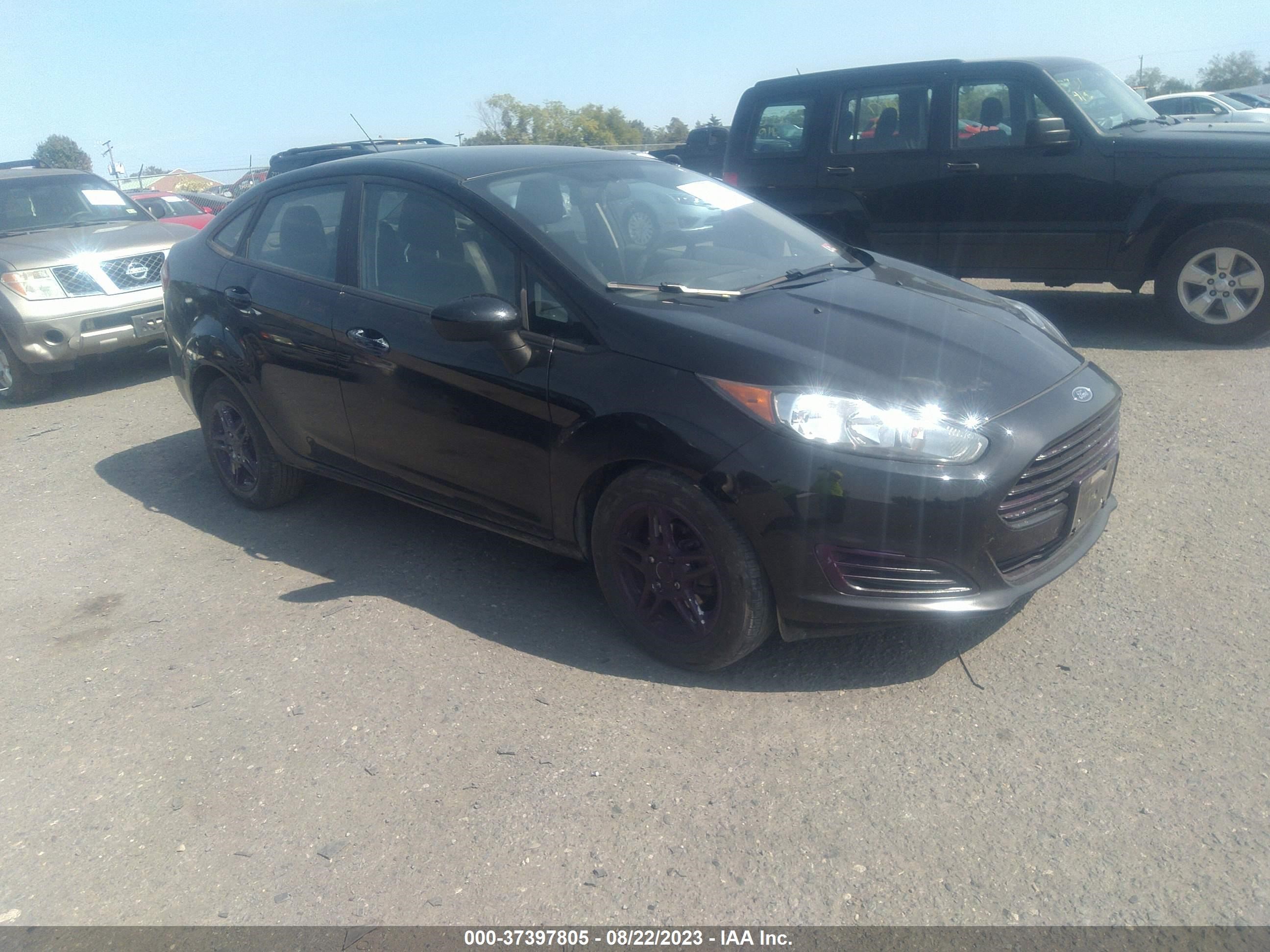 FORD FIESTA 2019 3fadp4bj0km114418