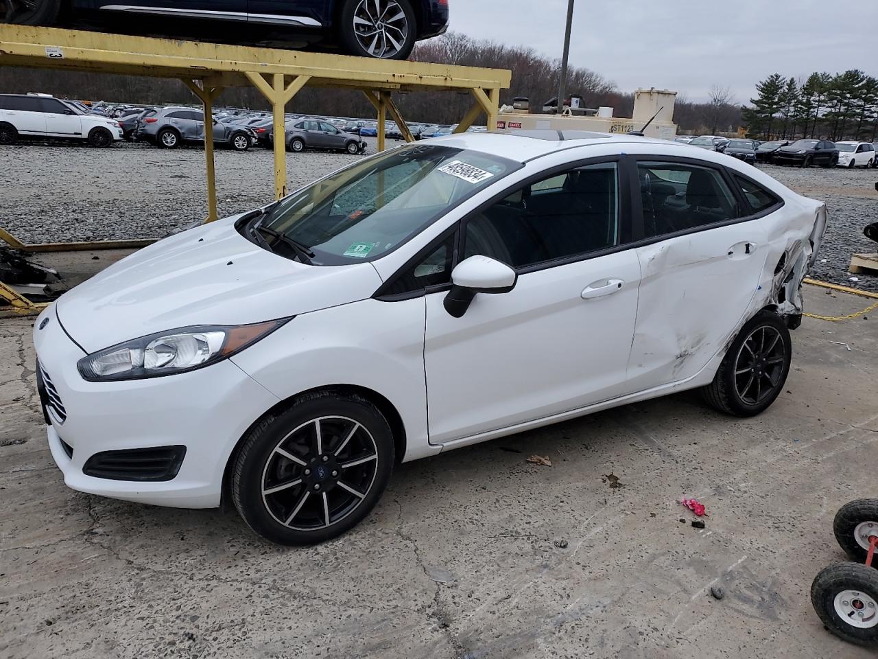 FORD FIESTA 2018 3fadp4bj1jm123062