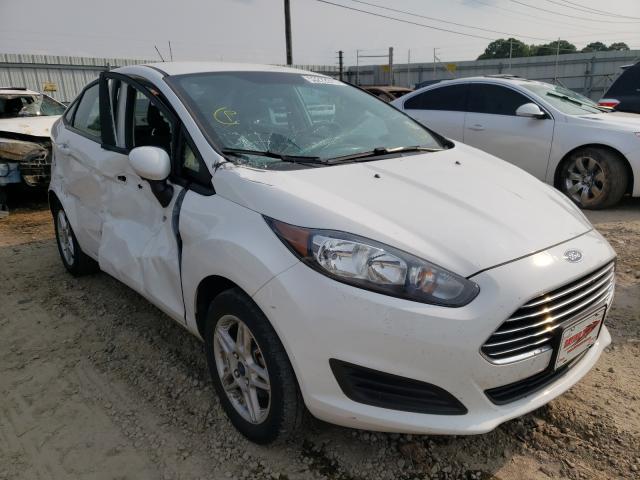 FORD FIESTA SE 2018 3fadp4bj1jm133817