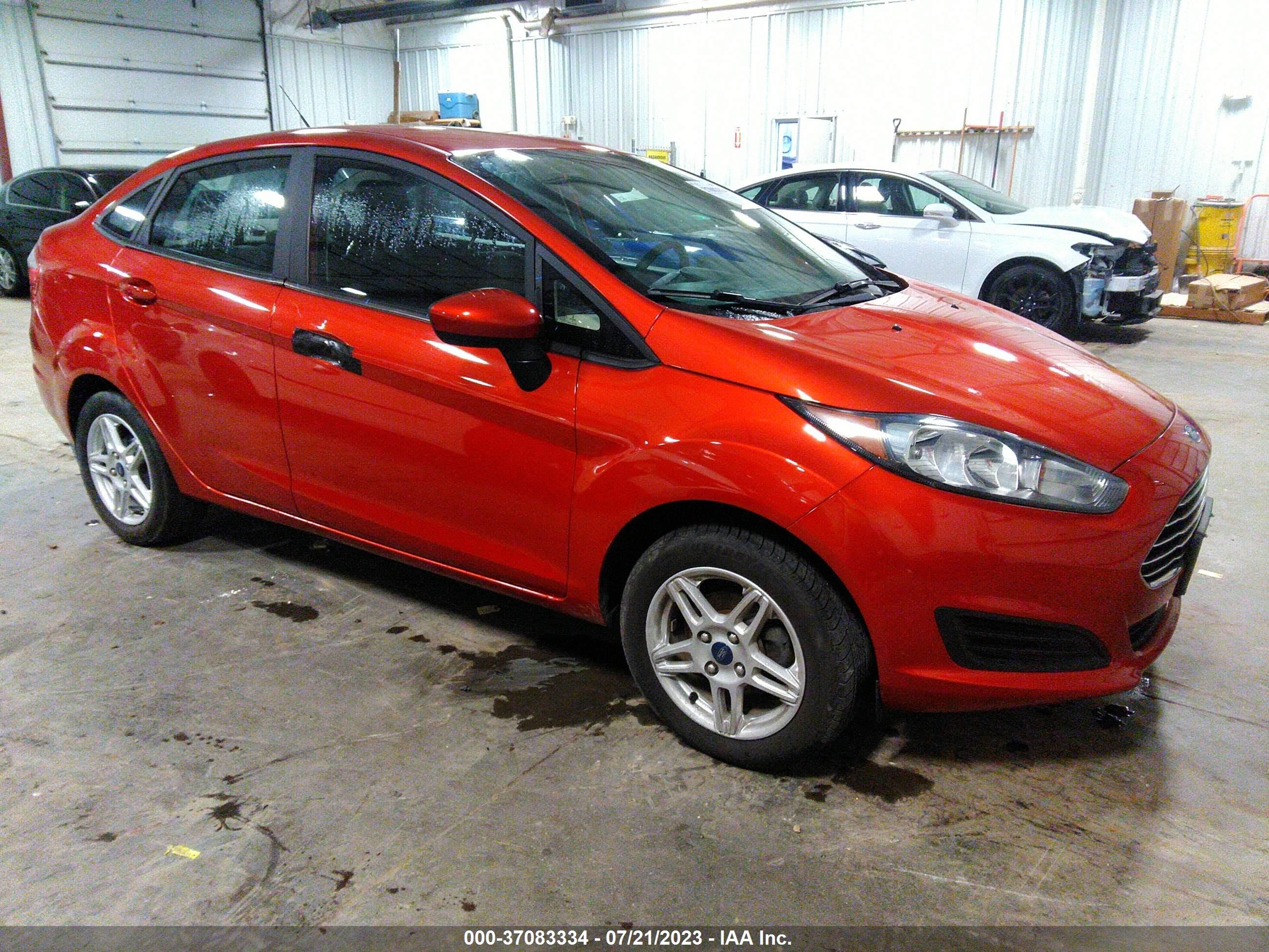 FORD FIESTA 2018 3fadp4bj1jm147605