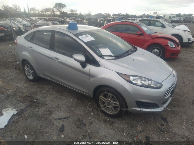 FORD FIESTA 2019 3fadp4bj2km114260