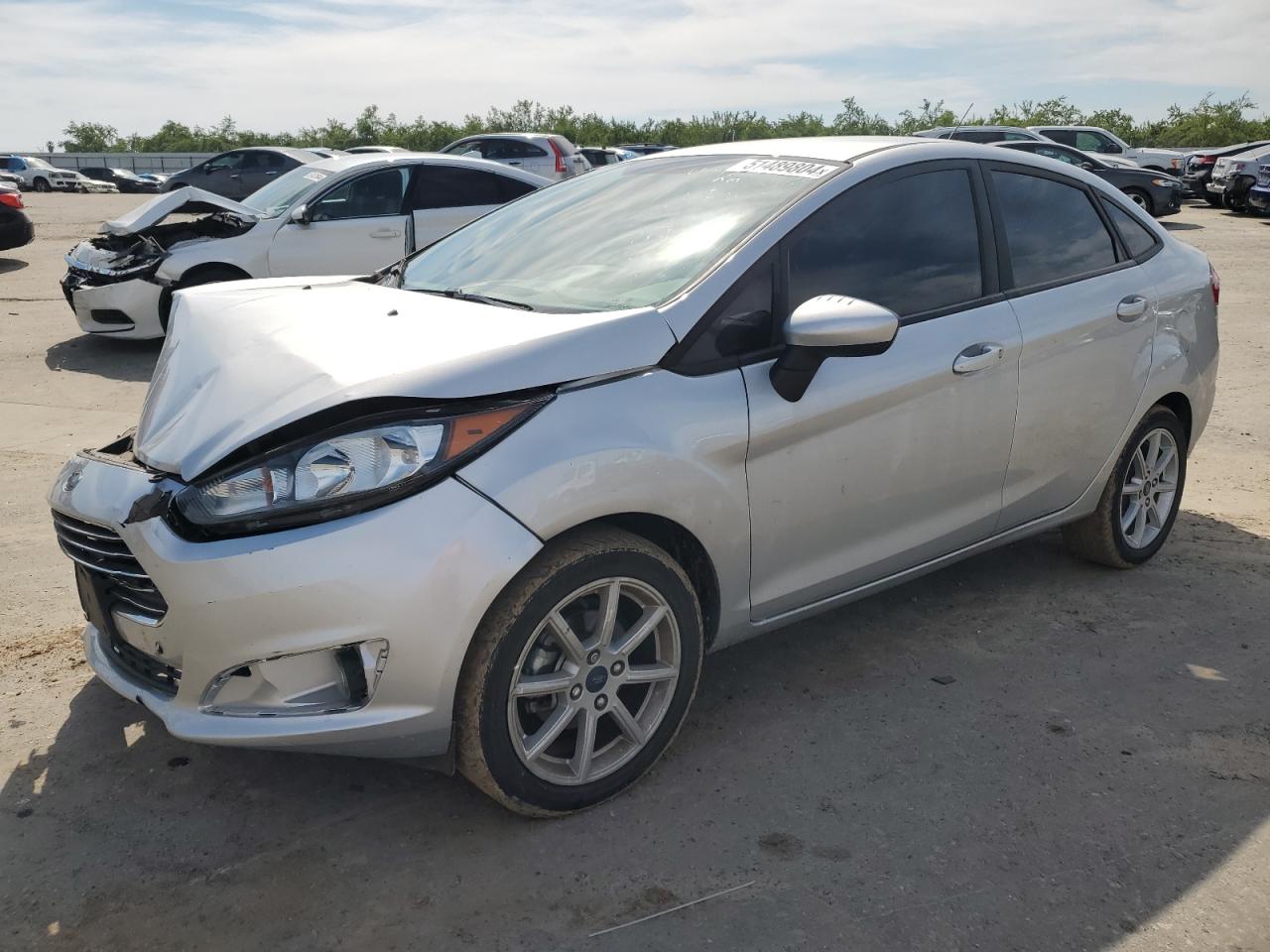 FORD FIESTA 2019 3fadp4bj2km123086