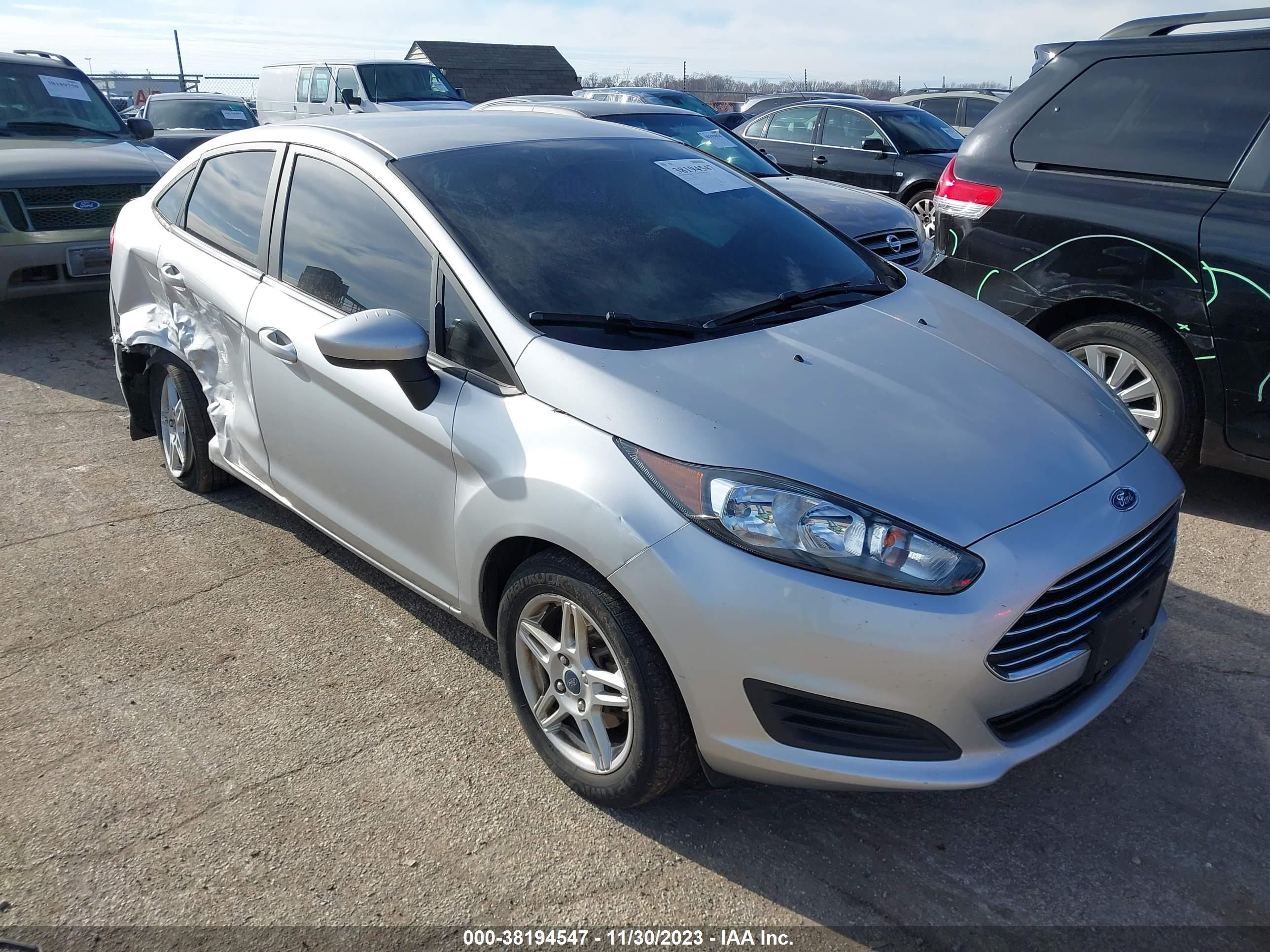 FORD FIESTA 2019 3fadp4bj2km128661