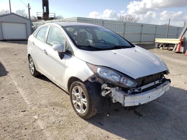 FORD FIESTA SE 2015 3fadp4bj3fm130053