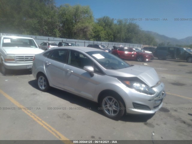 FORD FIESTA 2017 3fadp4bj5hm104122