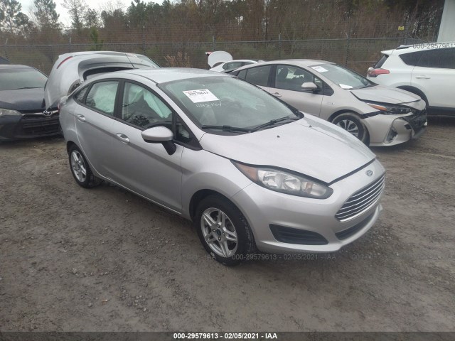 FORD FIESTA 2018 3fadp4bj5jm114204