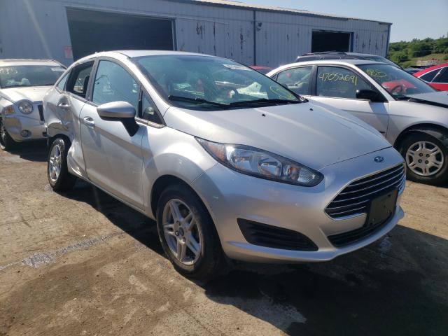 FORD FIESTA SE 2018 3fadp4bj5jm124456