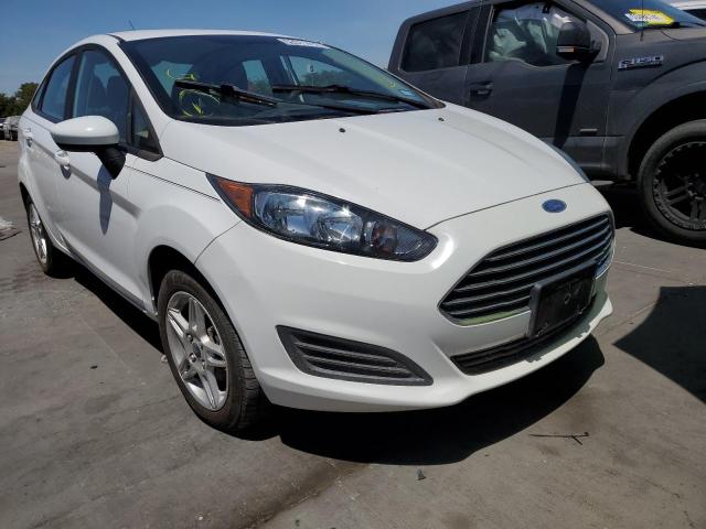 FORD FIESTA SE 2018 3fadp4bj5jm145257