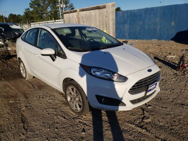 FORD FIESTA SE 2019 3fadp4bj6km106341