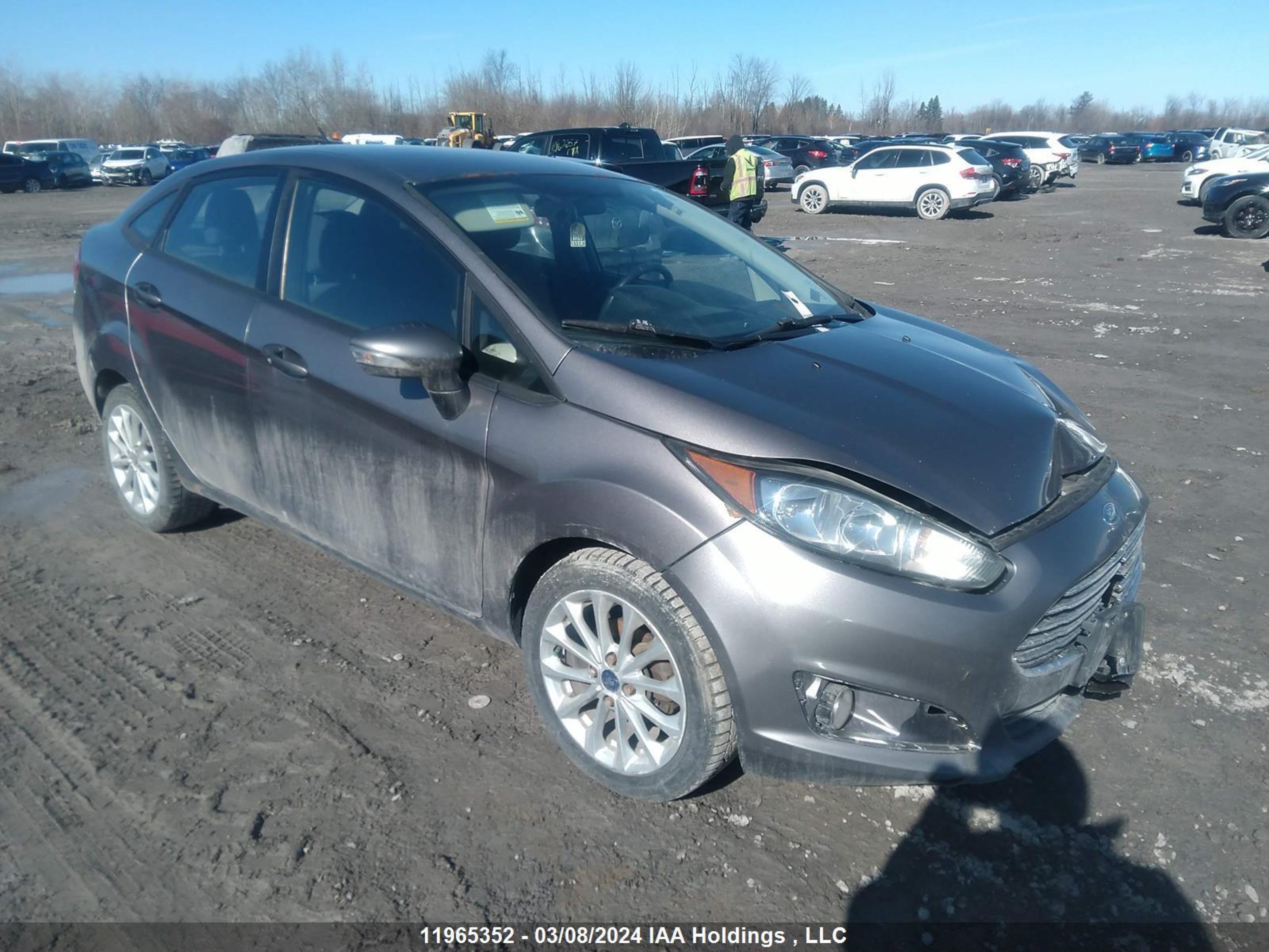 FORD FIESTA 2014 3fadp4bj8em198413