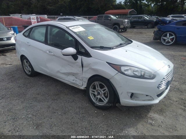 FORD FIESTA 2018 3fadp4bj9jm133564