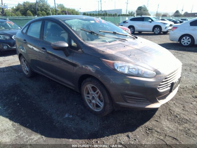 FORD FIESTA 2019 3fadp4bj9km120444