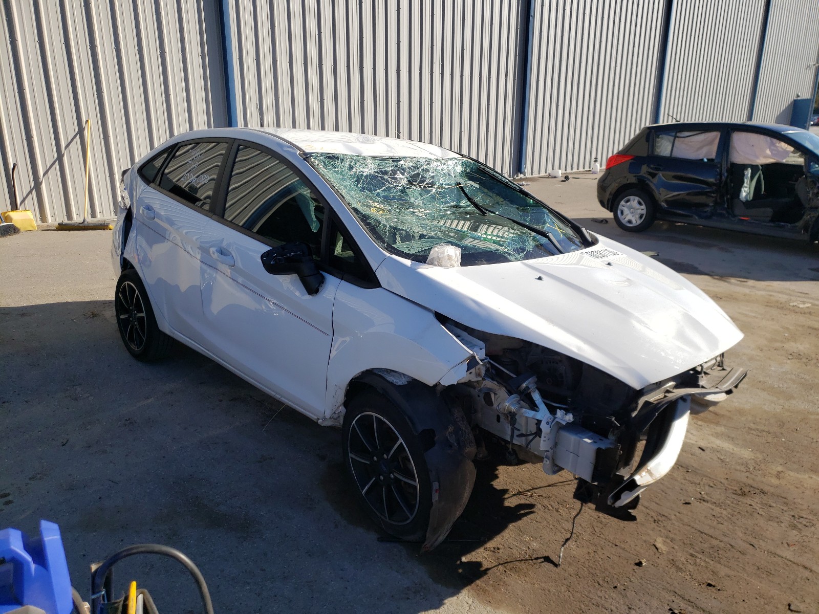 FORD FIESTA SE 2015 3fadp4bjxfm160831