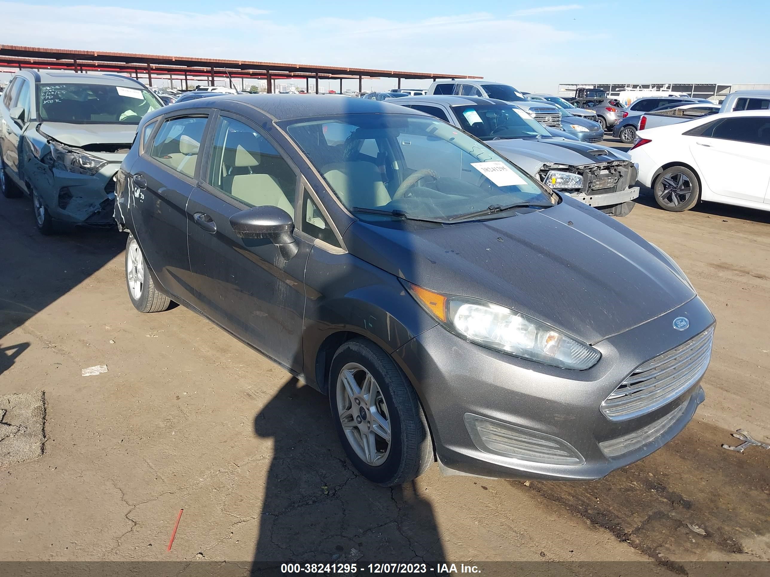 FORD FIESTA 2018 3fadp4ej3jm123897