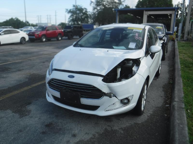 FORD FIESTA 2019 3fadp4ej5km148186