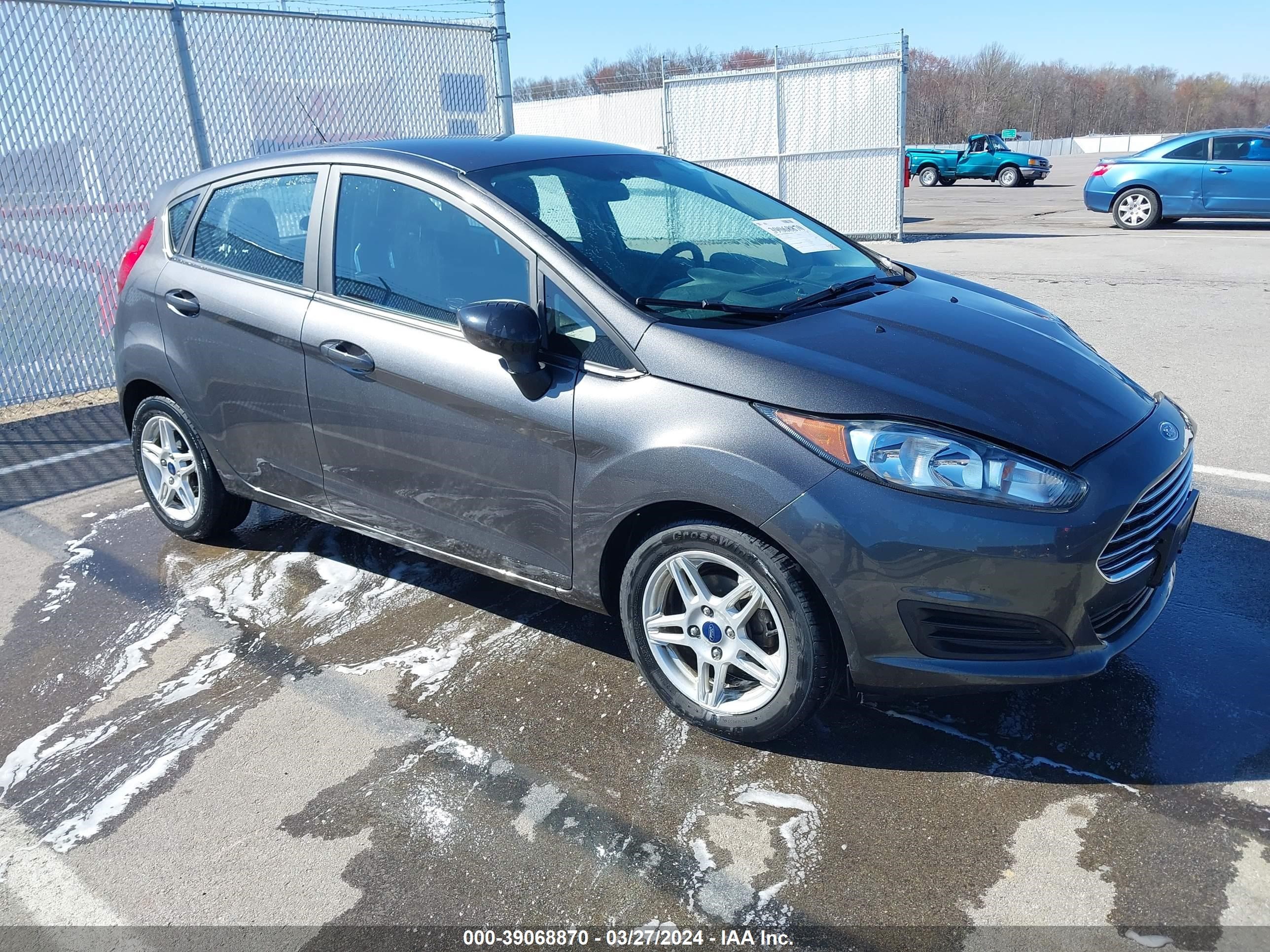 FORD FIESTA 2018 3fadp4ej8jm109252