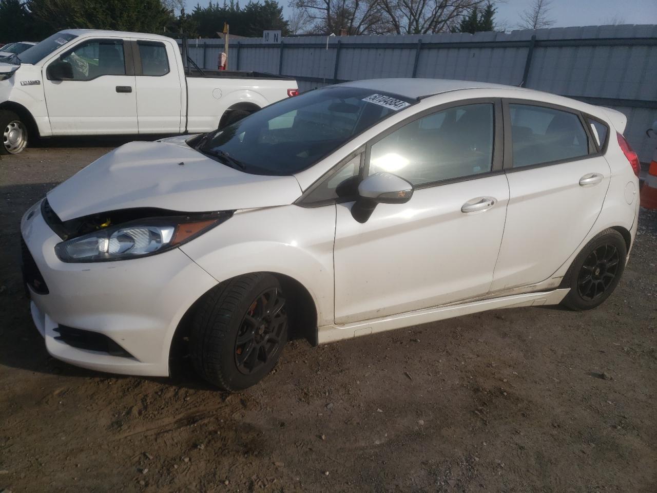 FORD FIESTA 2016 3fadp4gx5gm187823