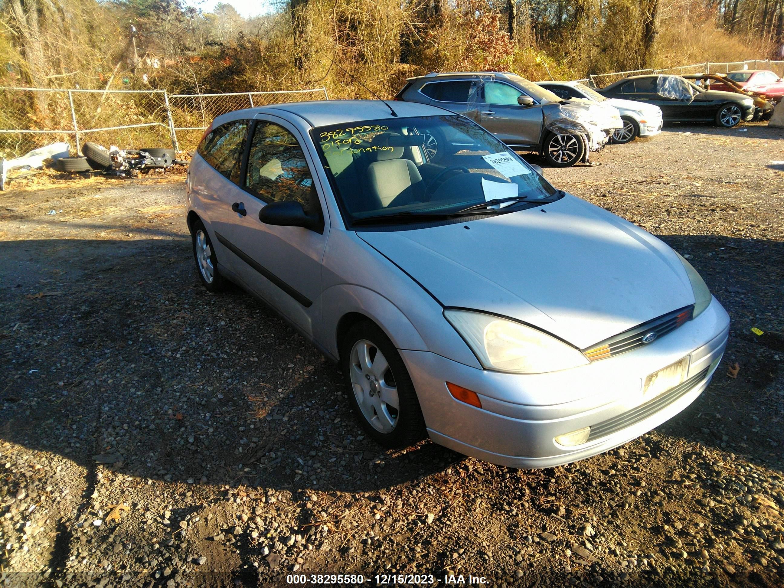 FORD FOCUS 2001 3fafp31381r123990