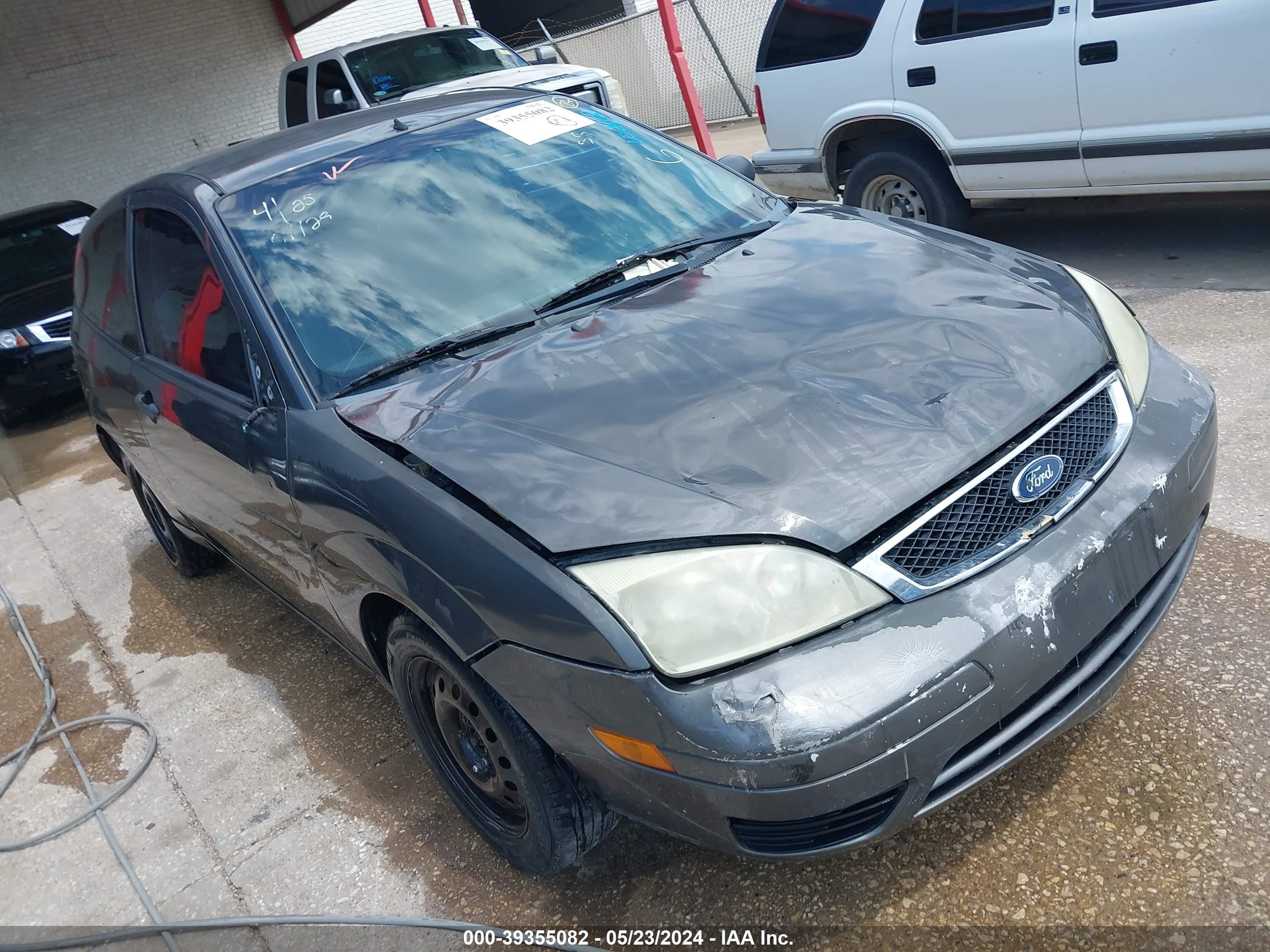 FORD FOCUS 2005 3fafp31n45r156394