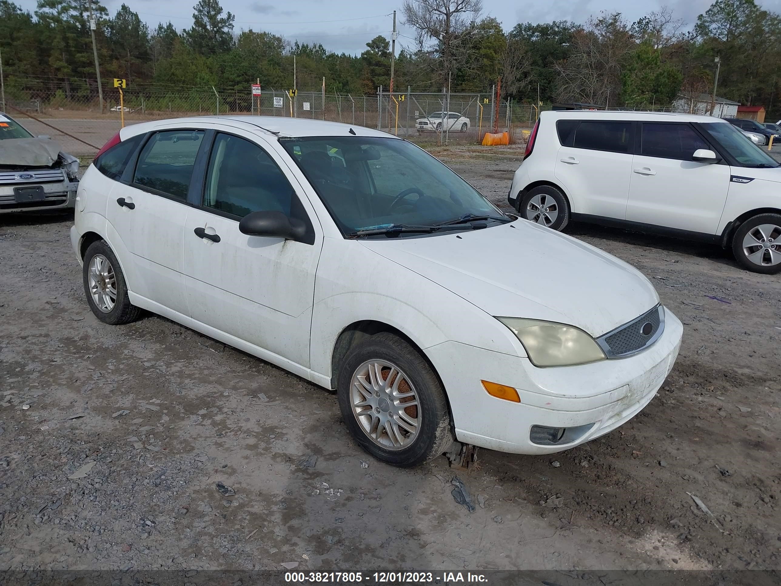 FORD FOCUS 2005 3fafp37n05r147859