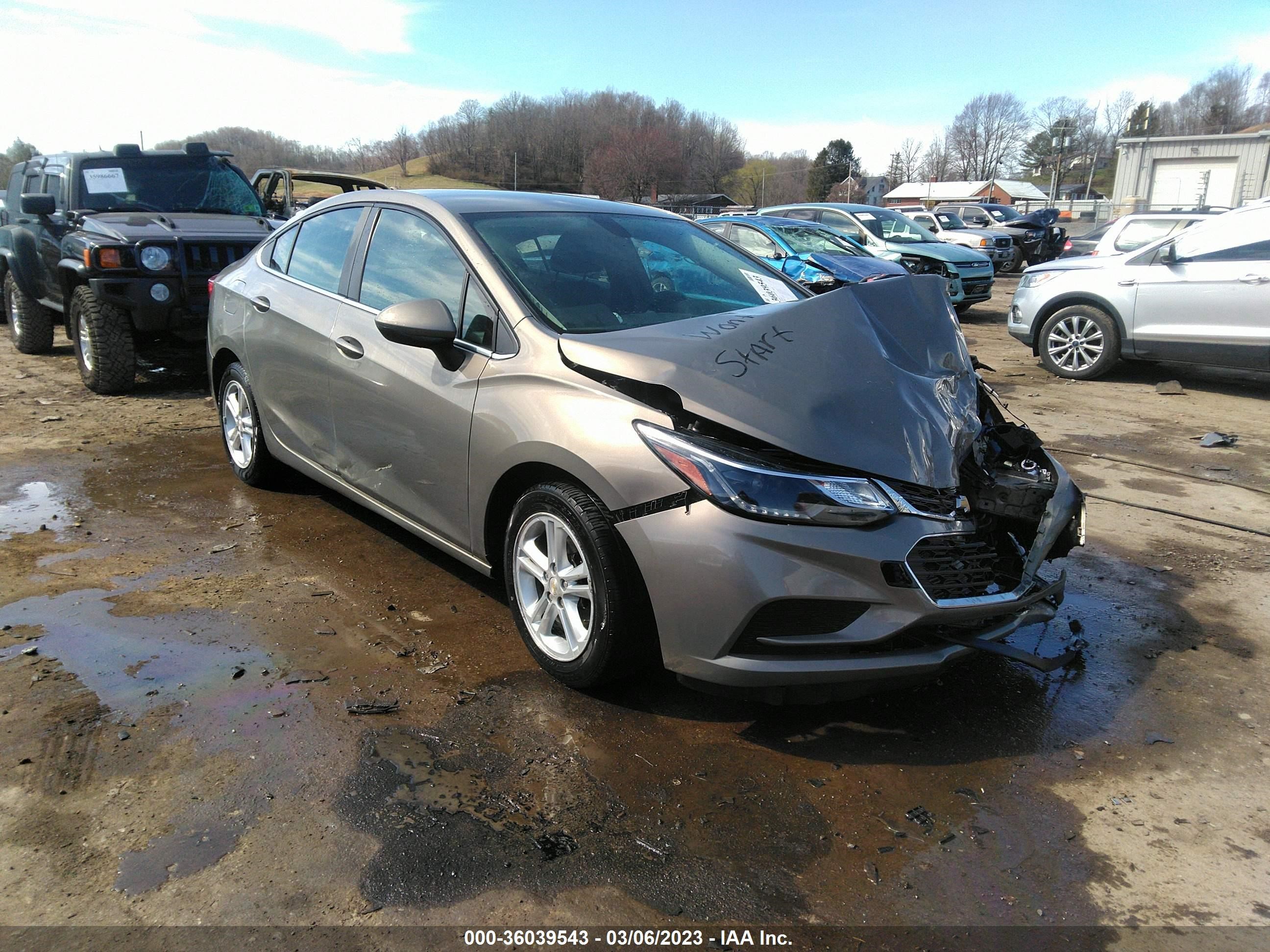 CHEVROLET CRUZE 2017 3g1be5sm4hs567574