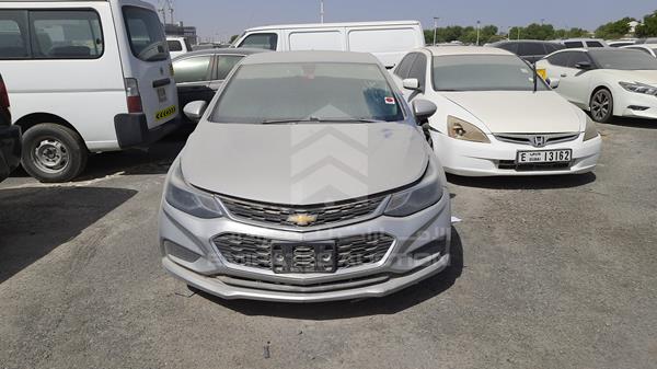 CHEVROLET CRUZE 2018 3g1be6sm3js636640