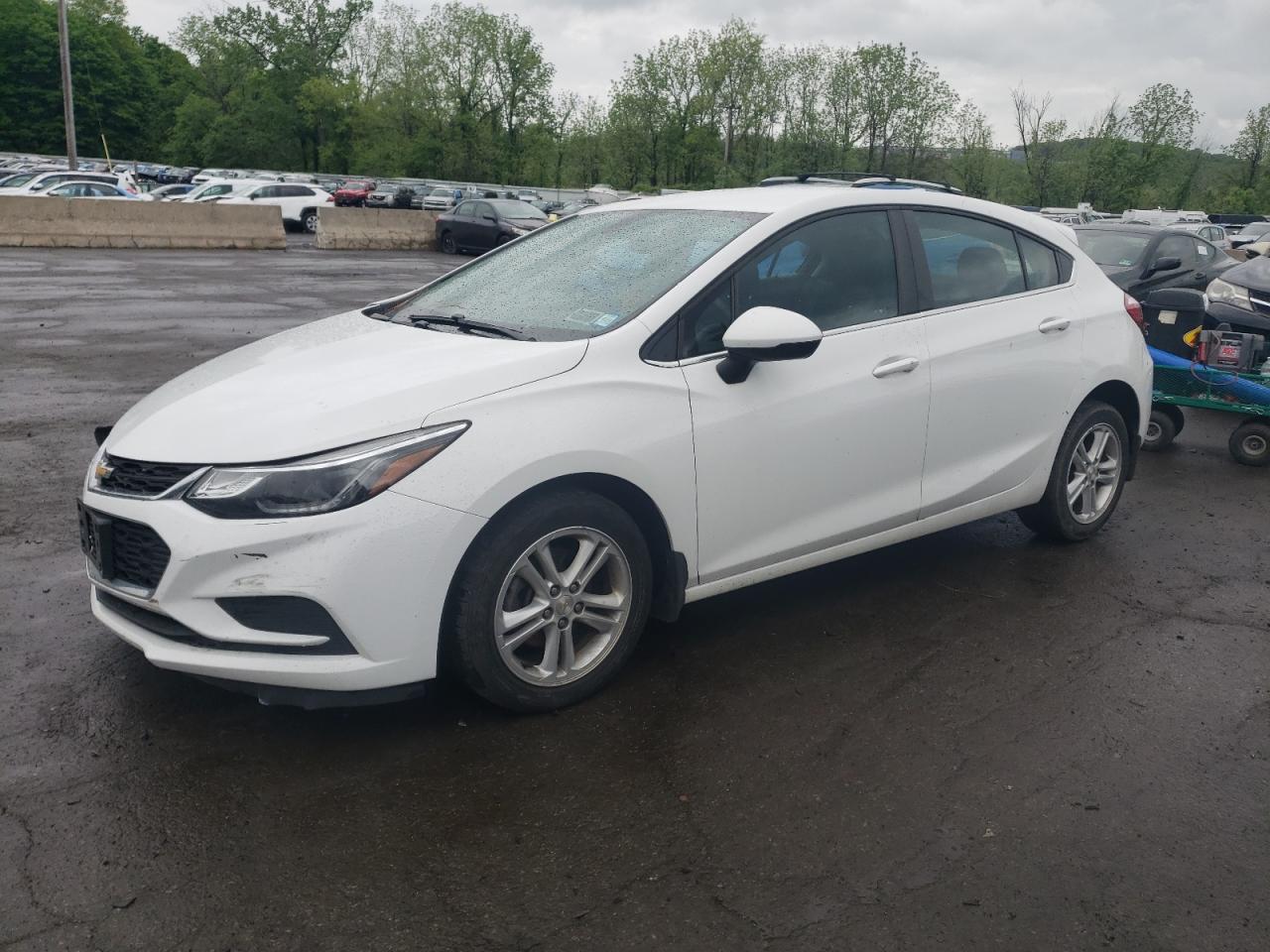 CHEVROLET CRUZE 2018 3g1be6sm3js654894