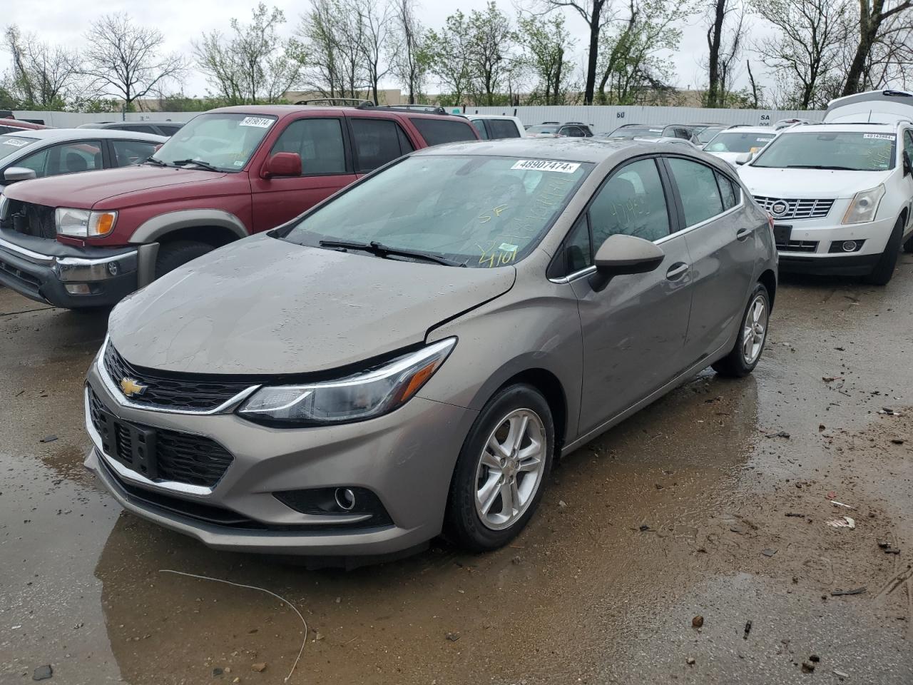 CHEVROLET CRUZE 2018 3g1be6sm4js533601