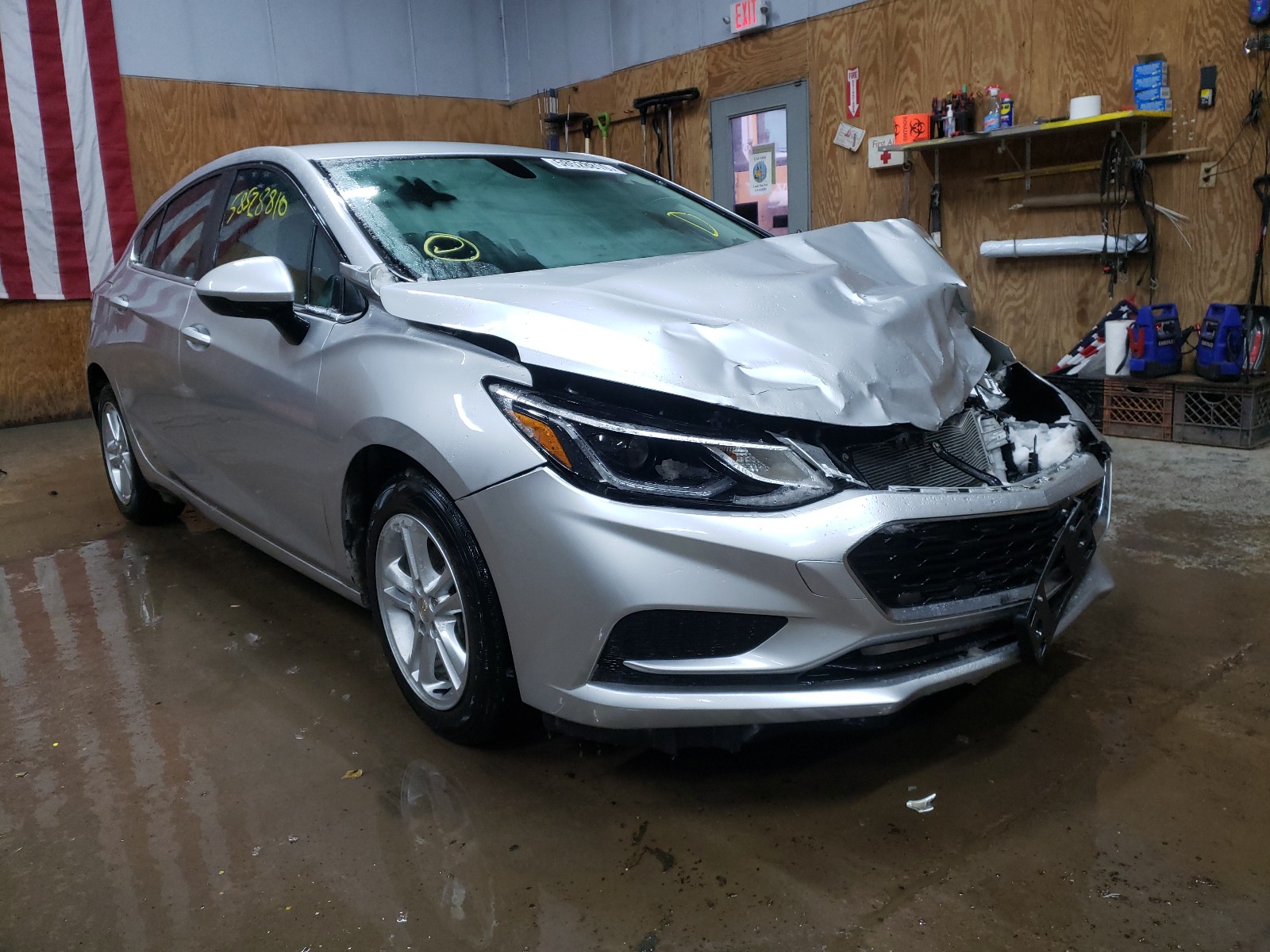 CHEVROLET CRUZE LT 2018 3g1be6sm4js623444