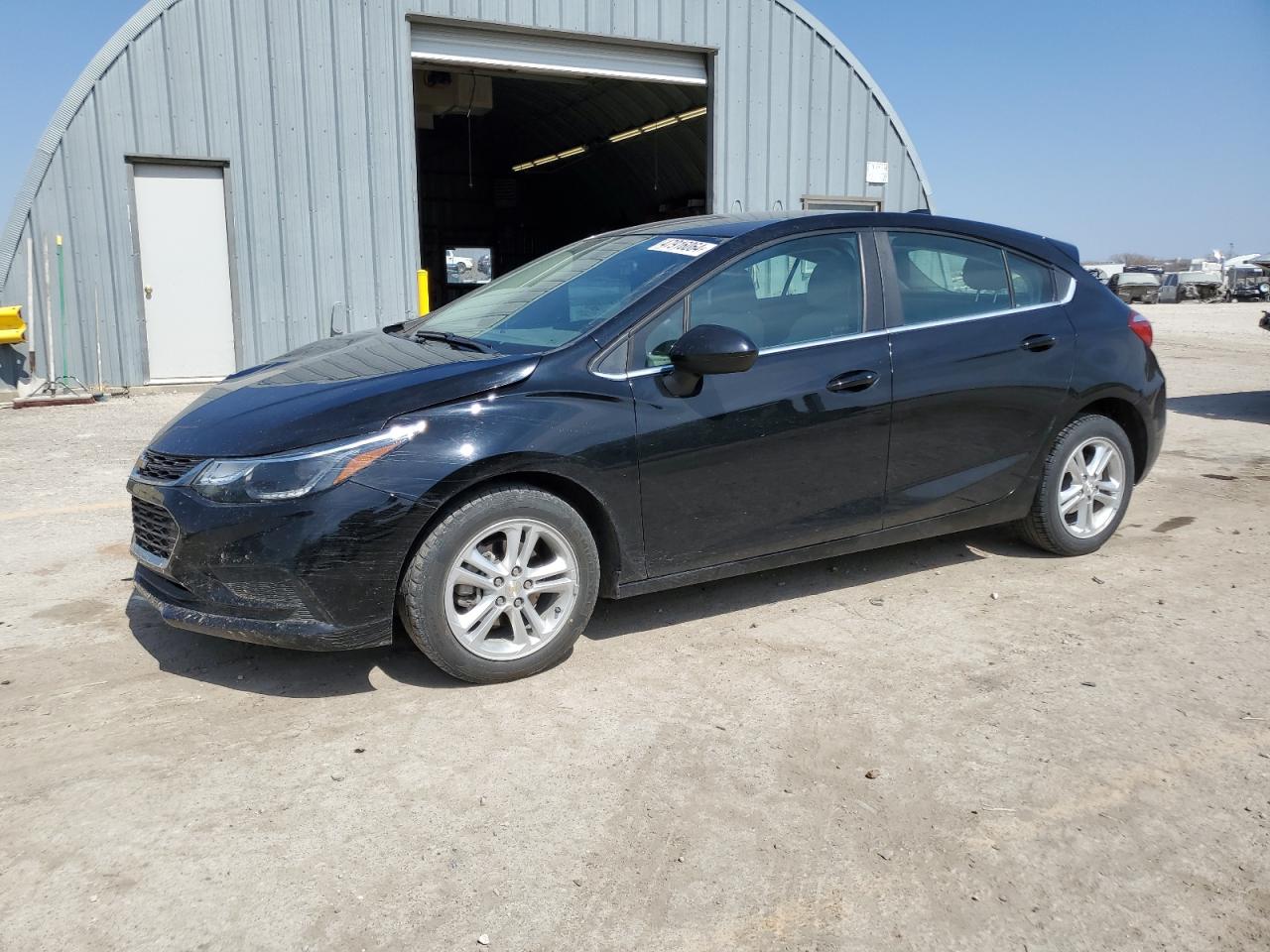 CHEVROLET CRUZE 2018 3g1be6sm4js653706