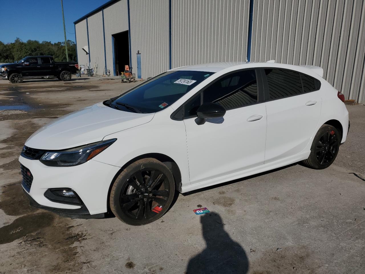 CHEVROLET CRUZE 2018 3g1be6sm6js643338